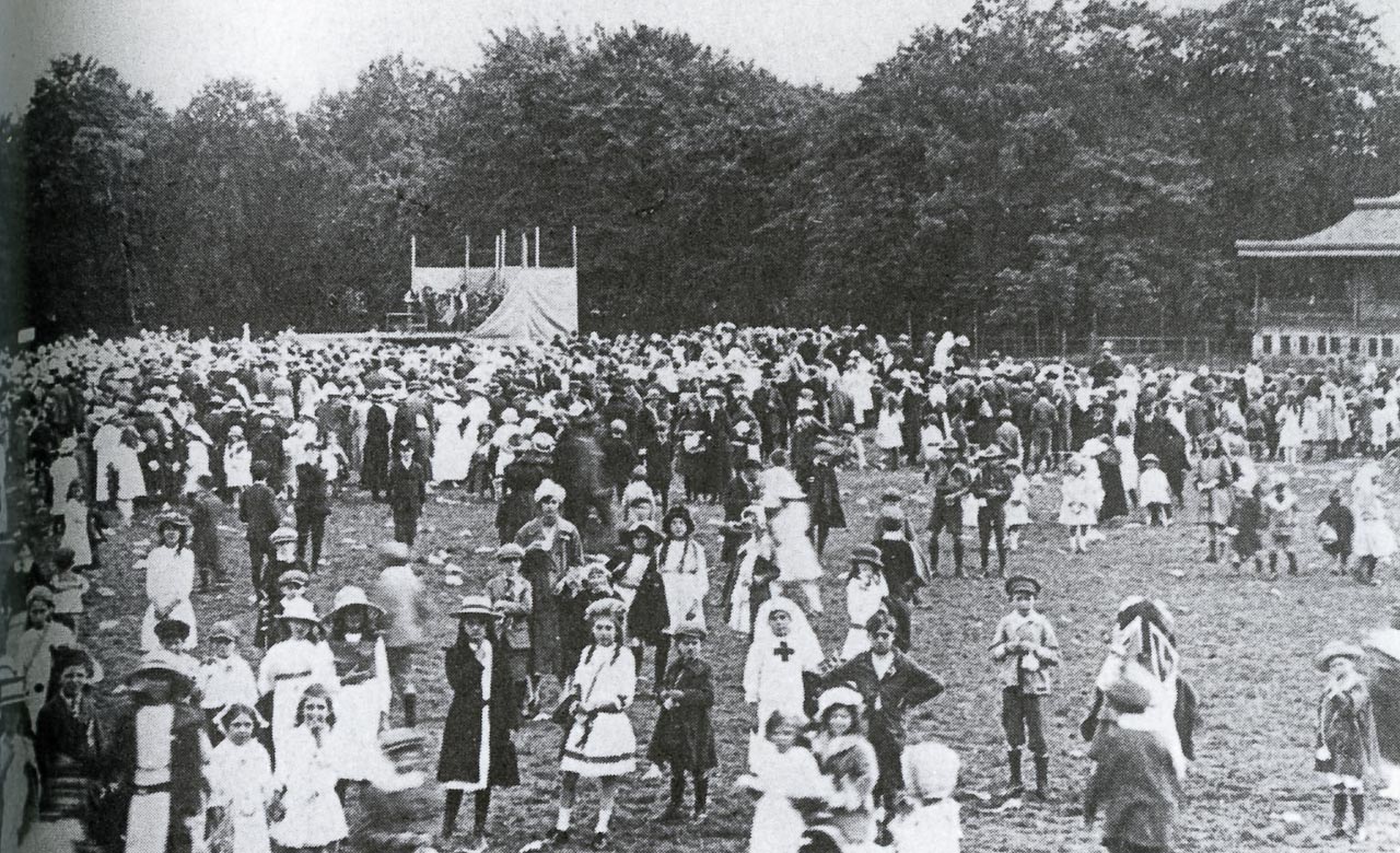 Faringdon Road Park - GWR Children's Fete January 1st 1919